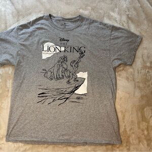 Disney The Lion King Gray Short Sleeve Tee